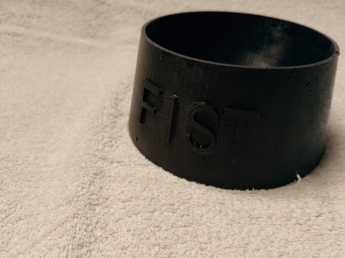 3D: Le pot de gel idéal pour le fist